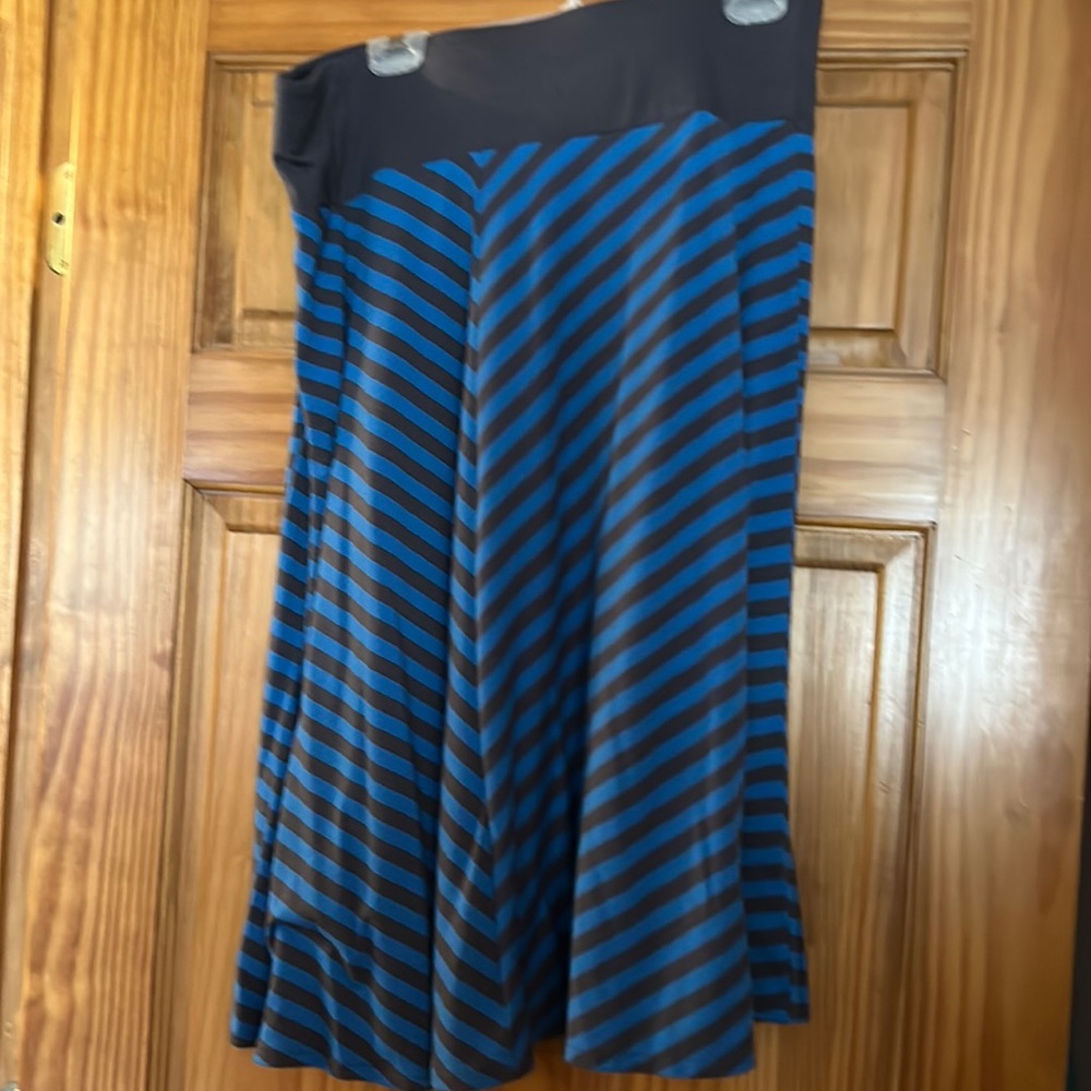 Old navy striped skirt